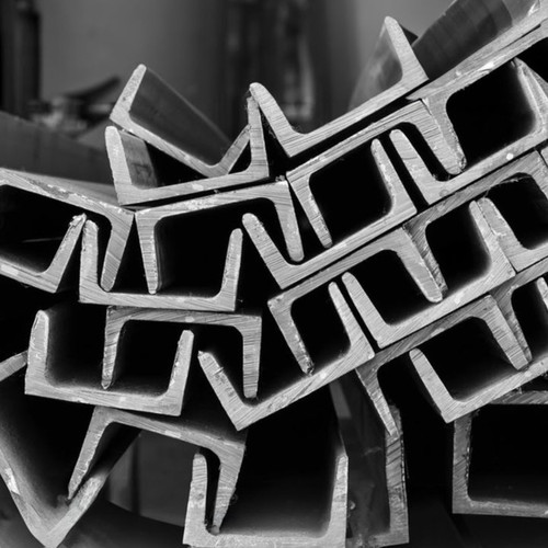 ناودانی آهن